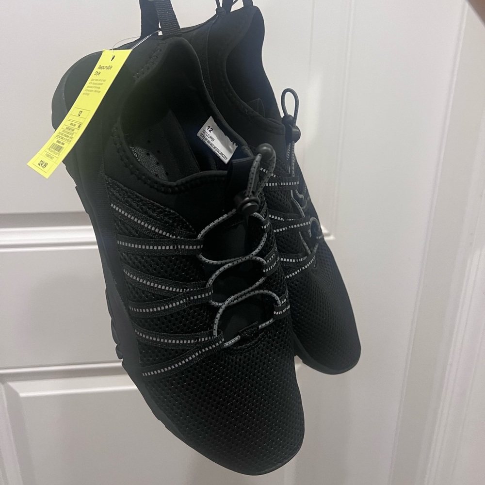 All in Motion Men's Maxs Water Shoes Size 12
